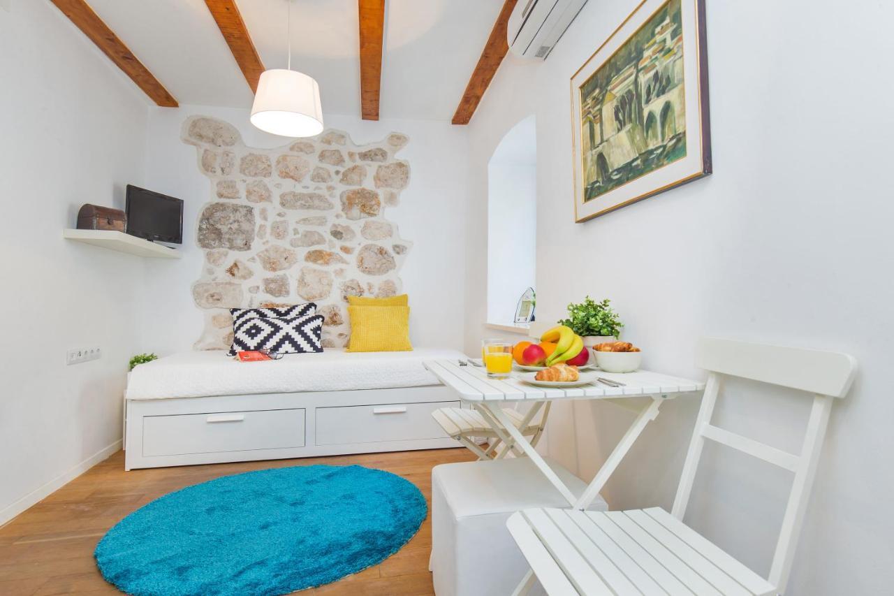 Appartement Walls By Irundo *